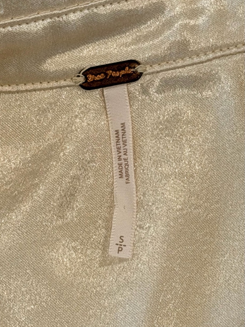 Free People Champagne Satin Button Down Minimalist Silk-Feel Blouse Sz S - Picture 2 of 7